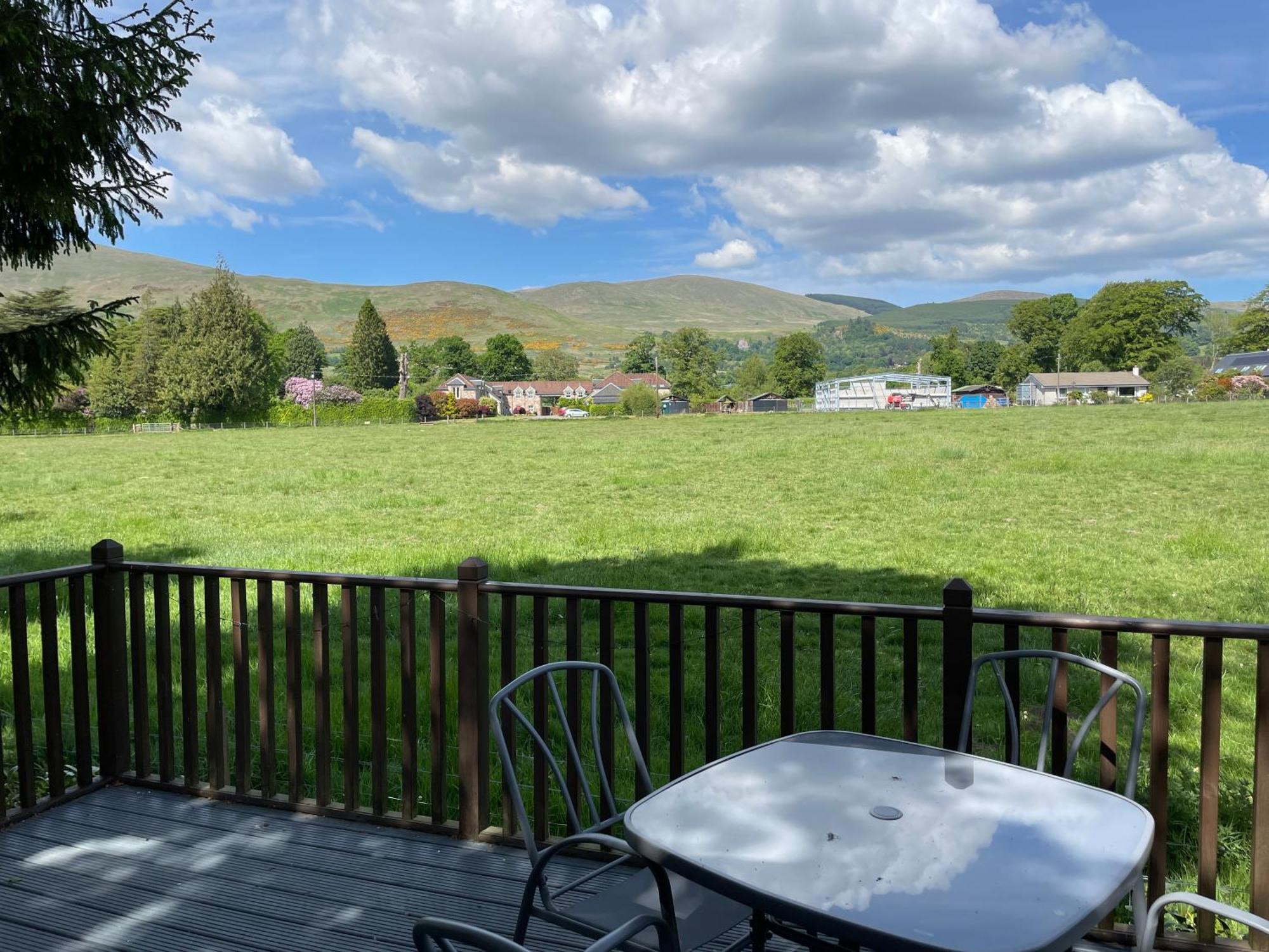 Thistle Lodge Dollar Екстер'єр фото